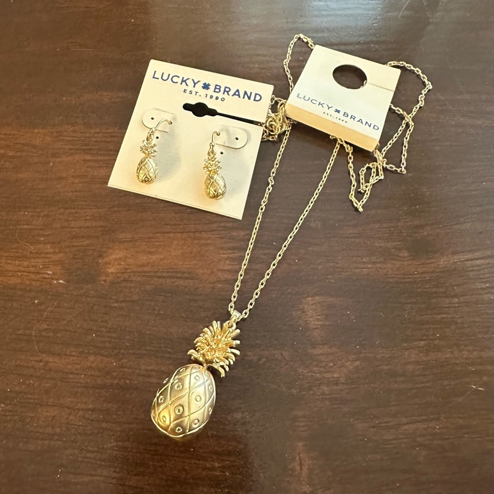 Lucky Brand Gold Pineapple Jewelry Set